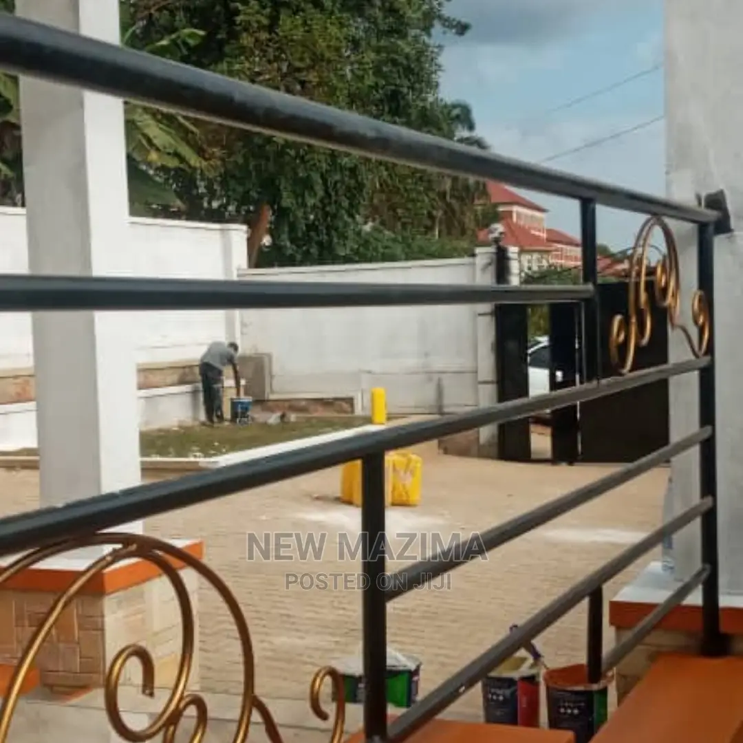 3bdrm Bungalow in Kitende Ntebe Rd, Central Division for Sale