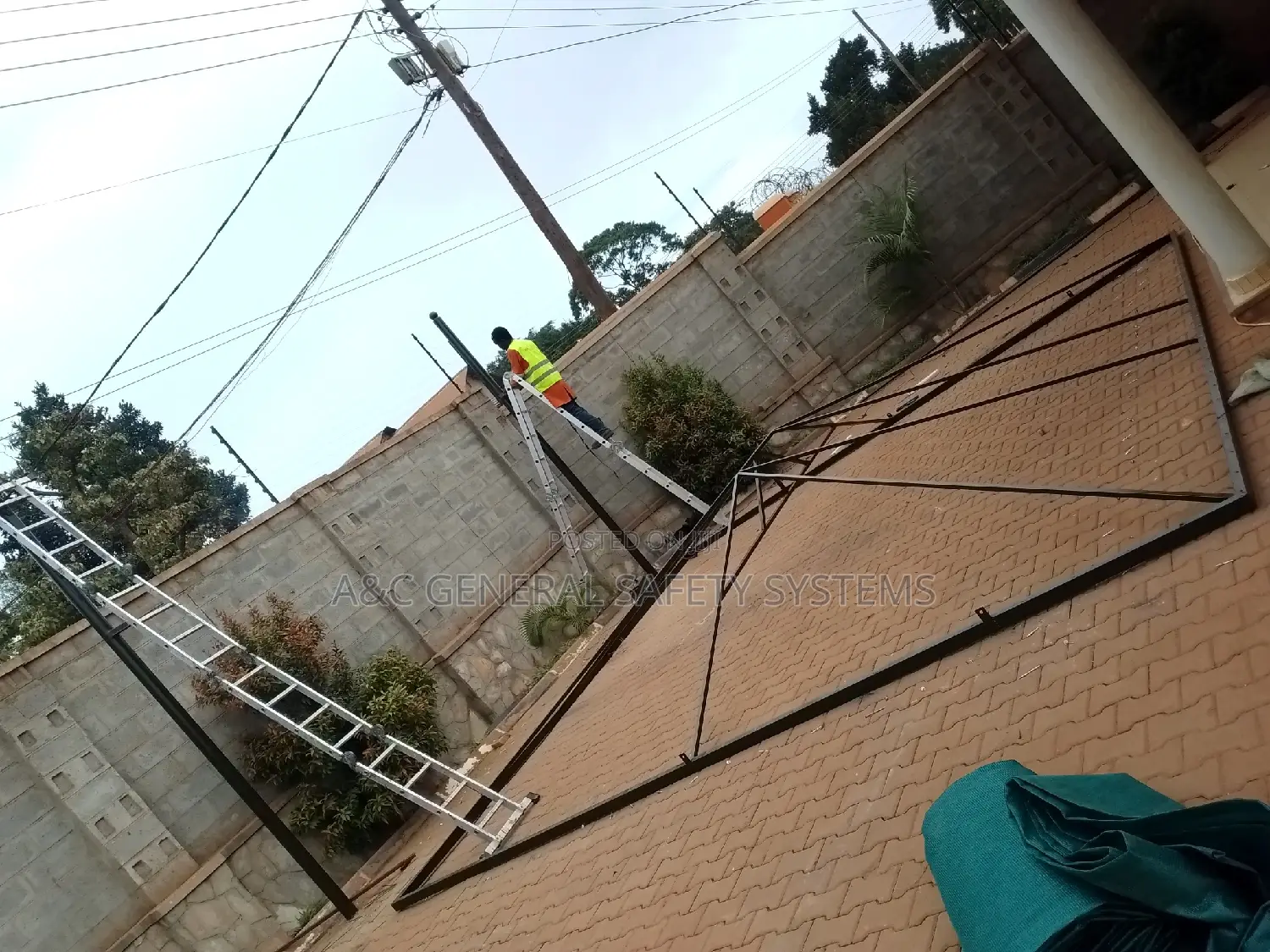 Two Cars Shade Parking Harshweather Resistant 1year Waranty