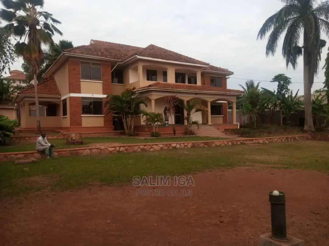 5bdrm Maisonette in Kololo Property, Central Division for Rent