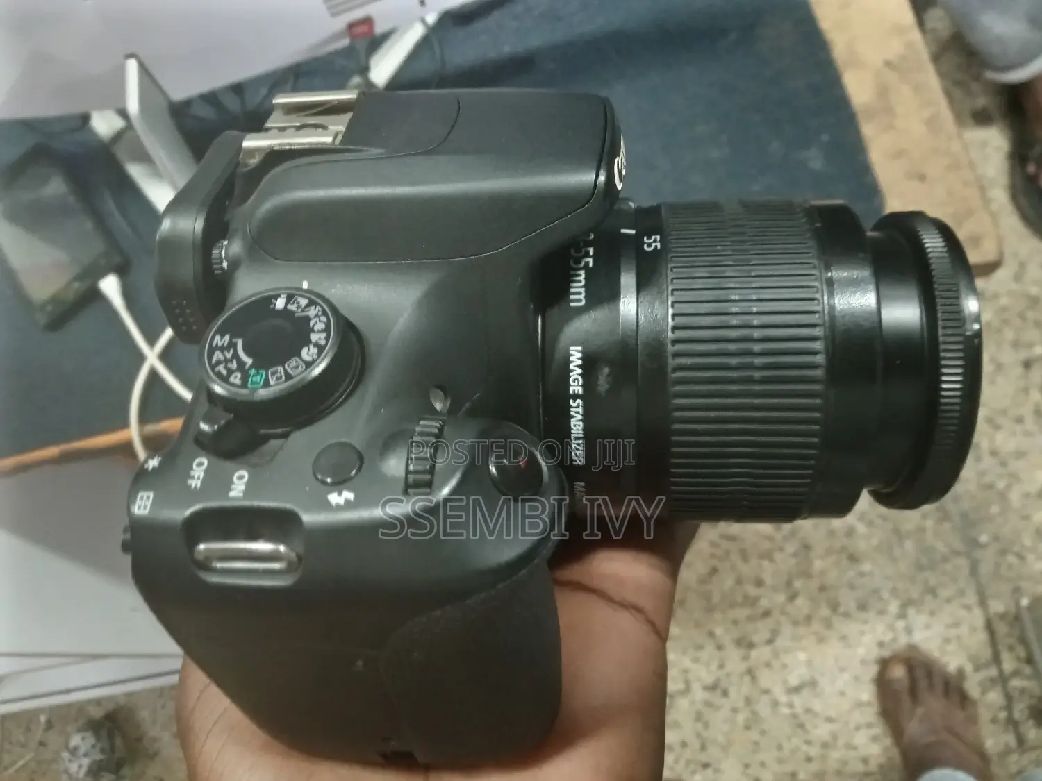 CANON 1200D Camera.