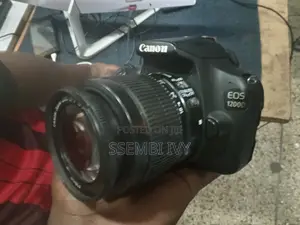 CANON 1200D Camera.