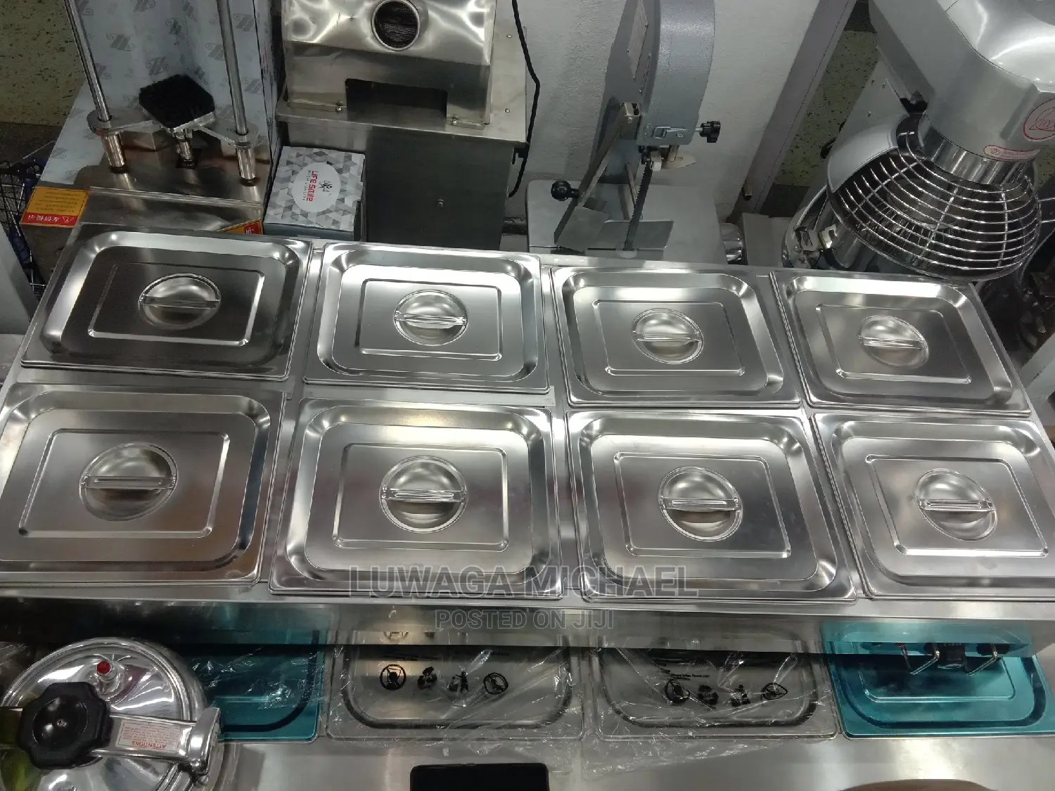 Electric Food Warmer X in Central Division Restaurant & Catering