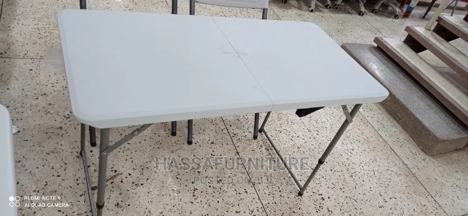 Outdoor Cocktail Table 120cm