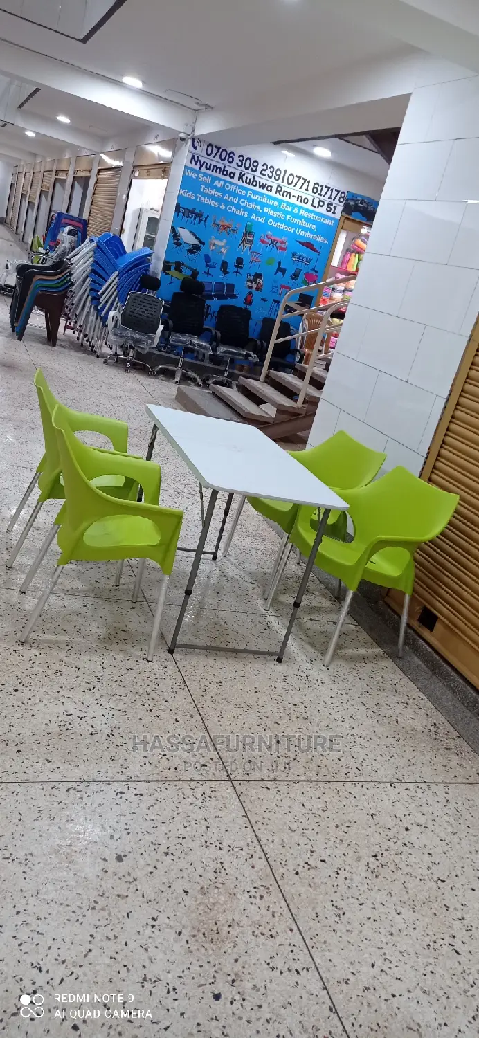 4seaters Restaurant Set Available