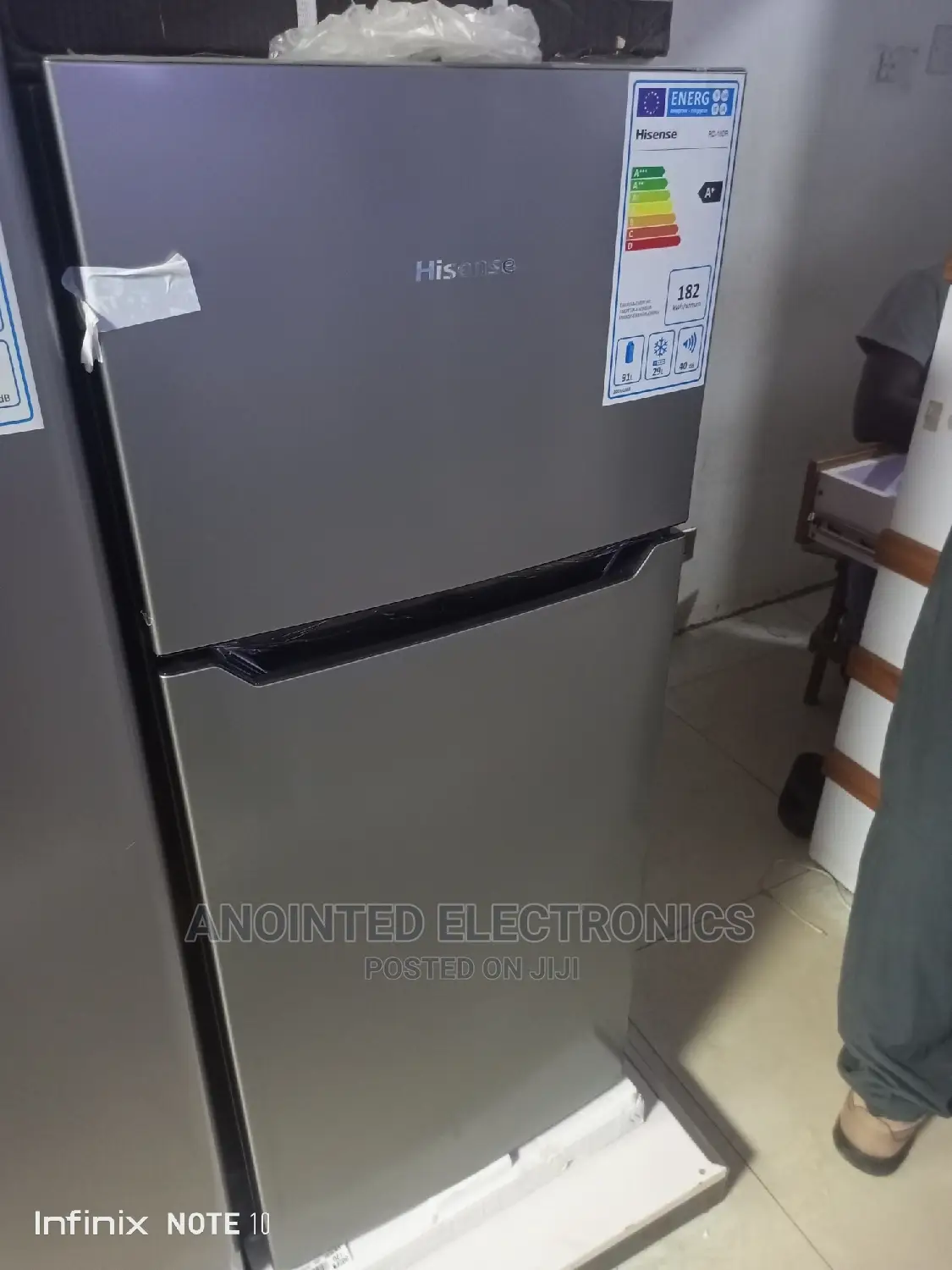 Hisense Fridge 160L