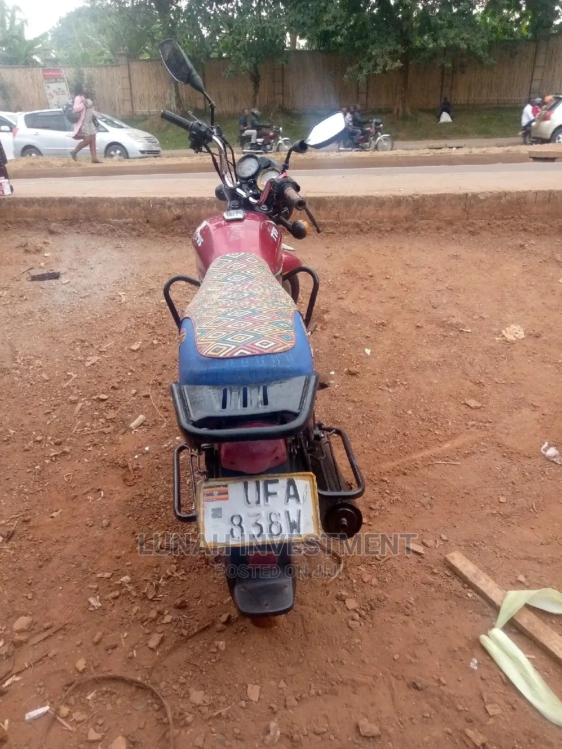TVS Apache 160 4V 2020 Brown