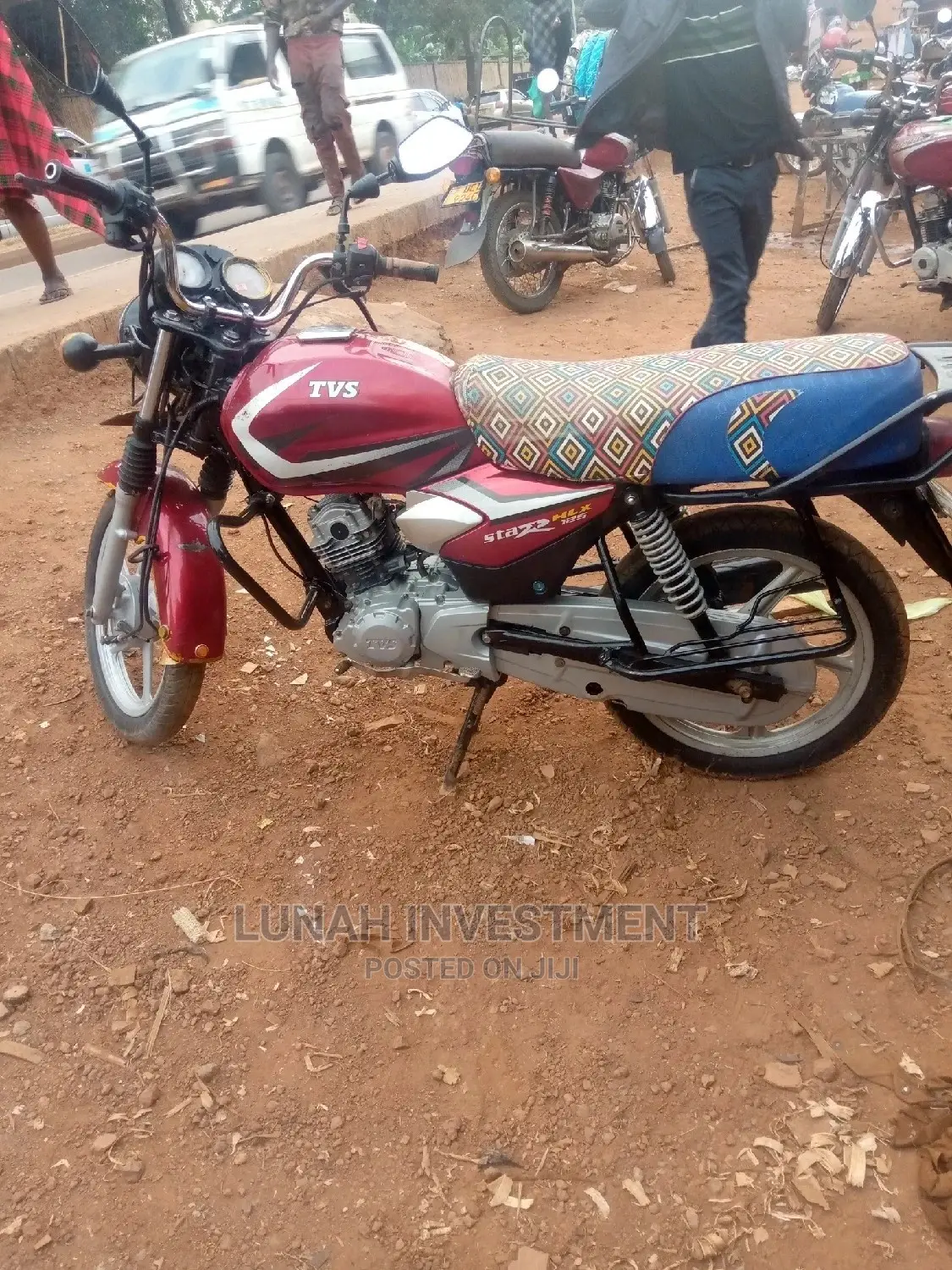 TVS Apache 160 4V 2020 Brown
