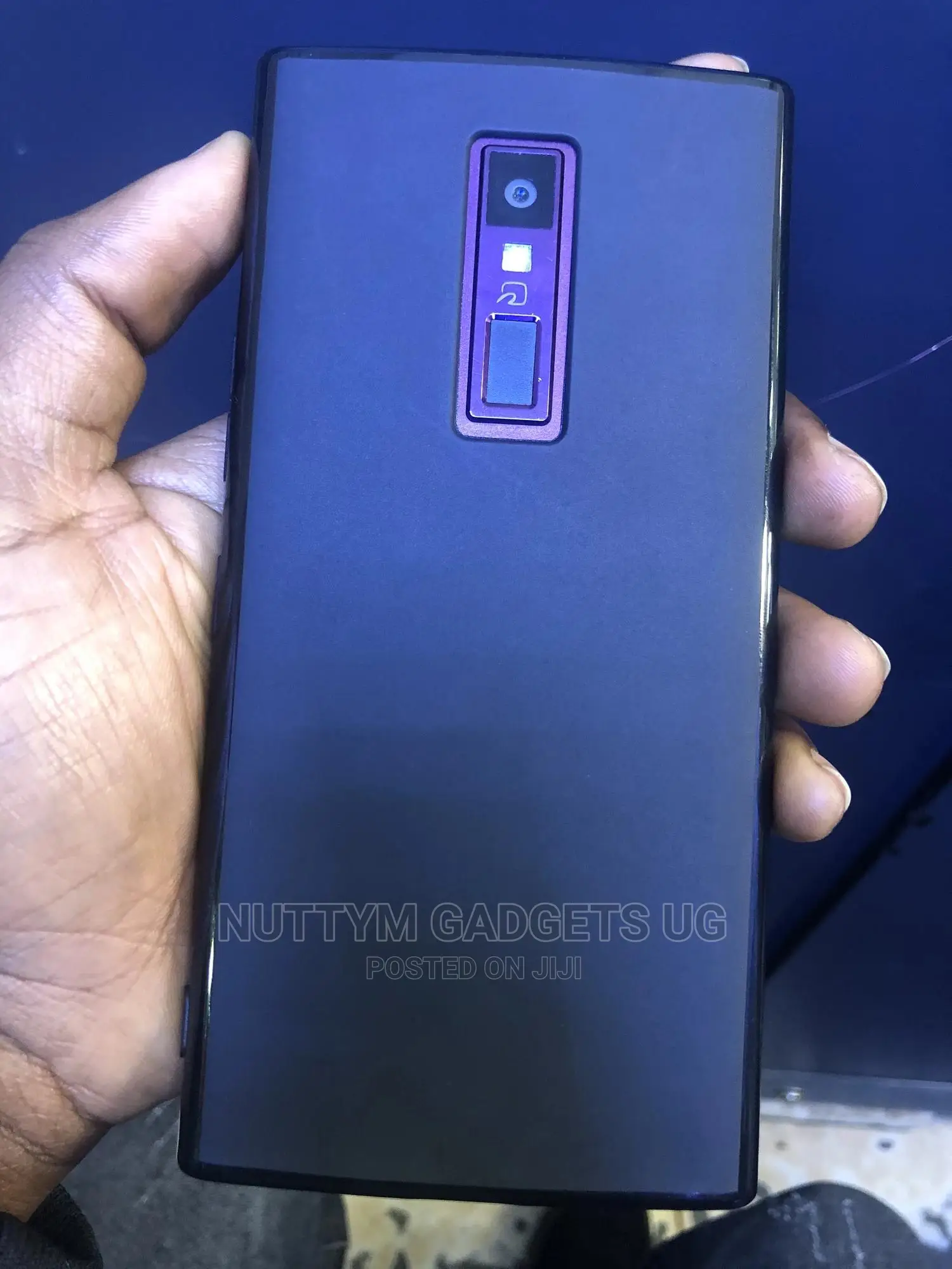 Kyocera KYV45 64 GB Purple