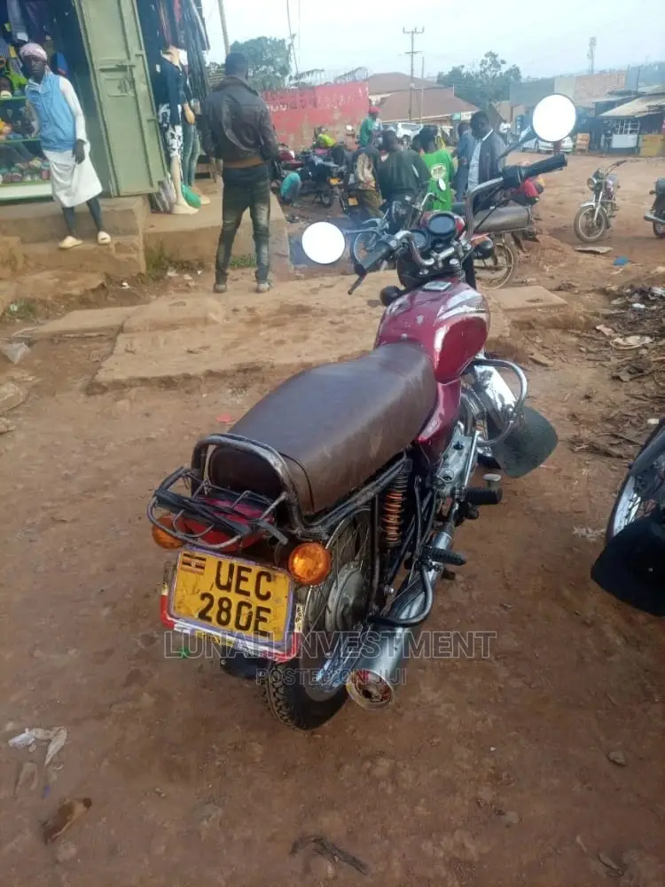 Bajaj Boxer 100 2015 Brown
