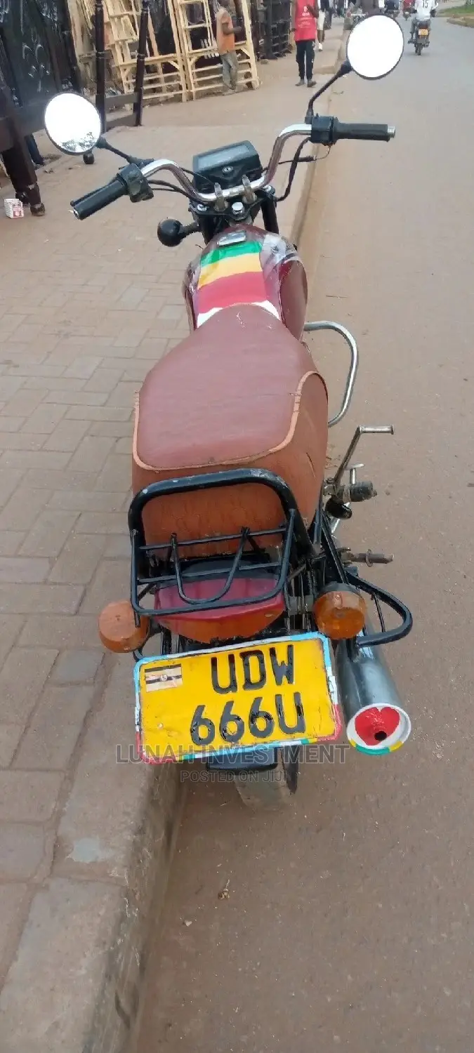 Bajaj Boxer BM100ES 2016 Brown