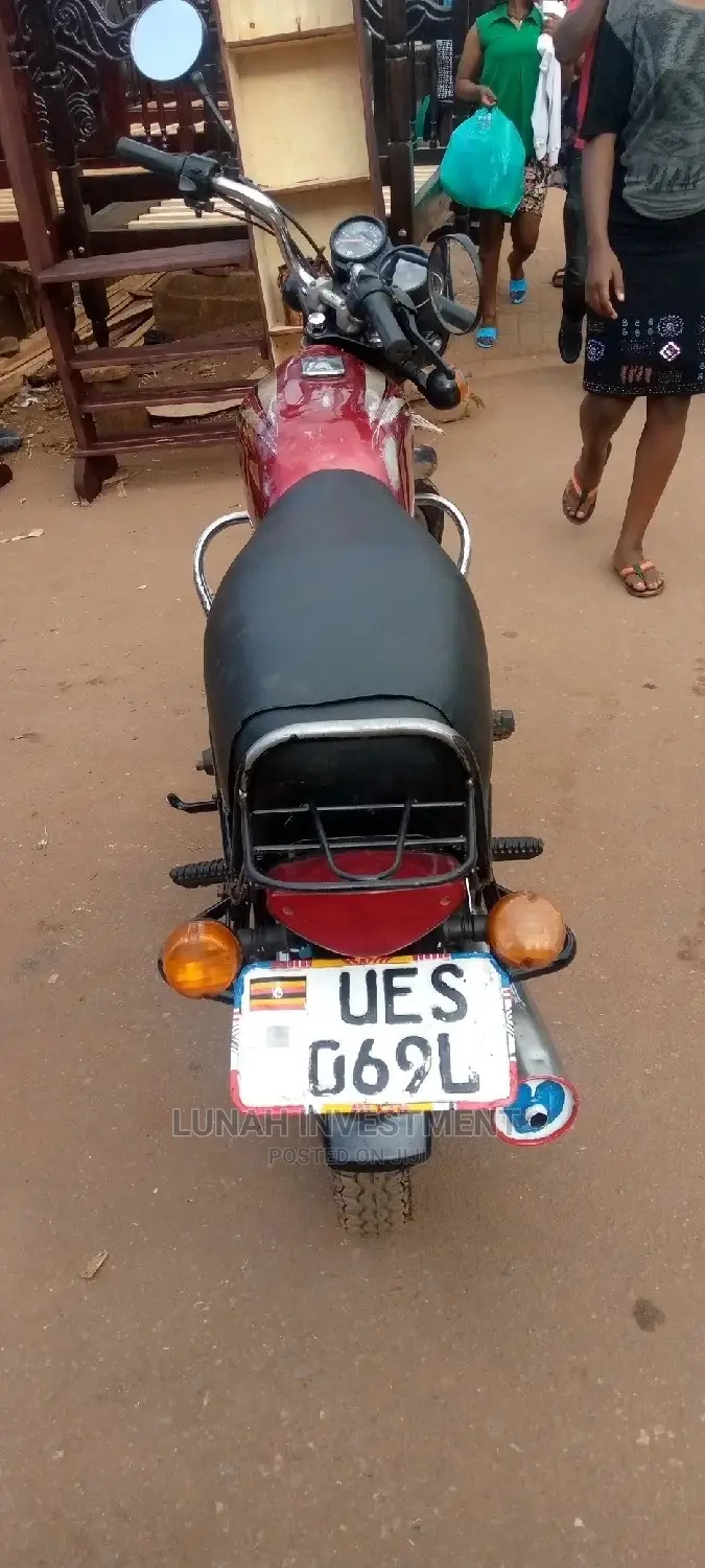 Bajaj CT 110X 2020 Red