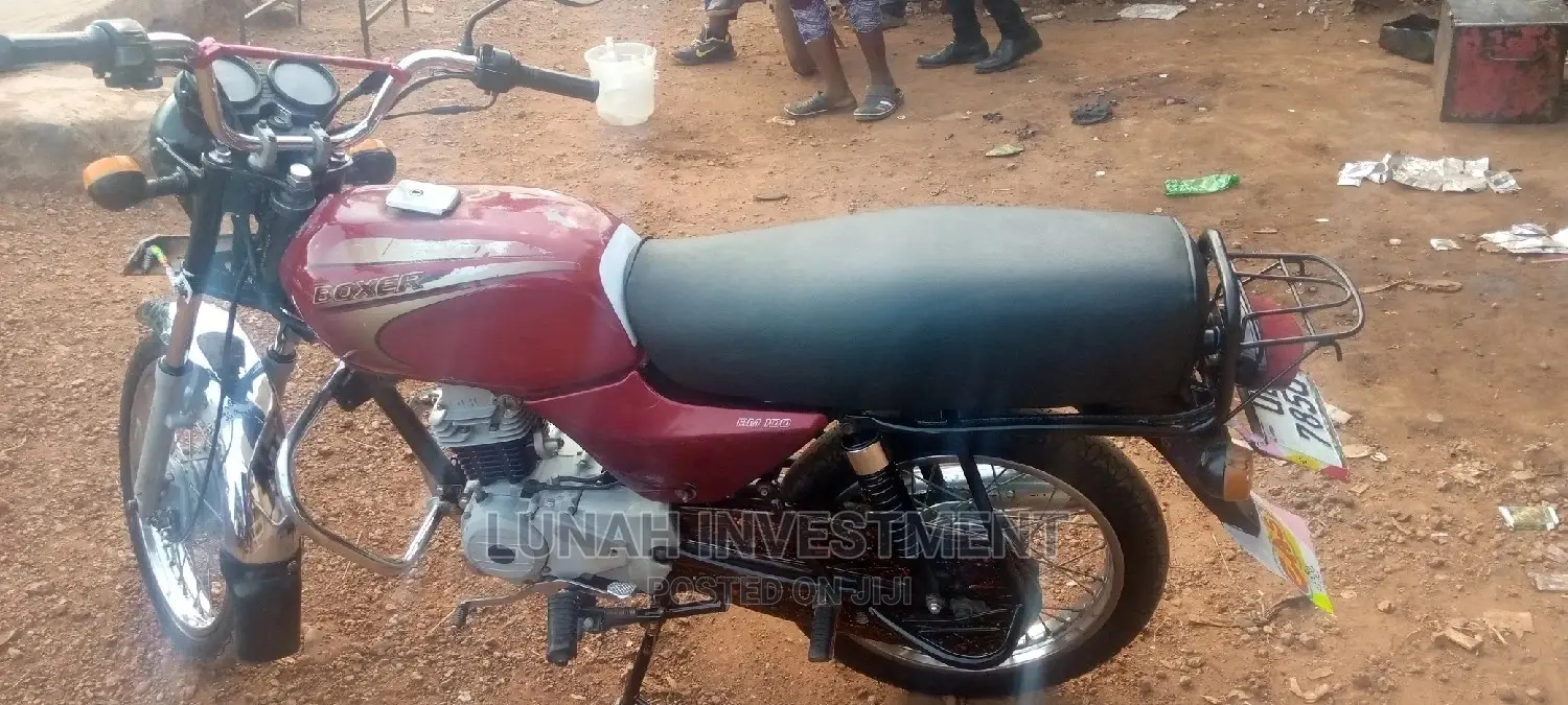 Bajaj RE 2019 Red