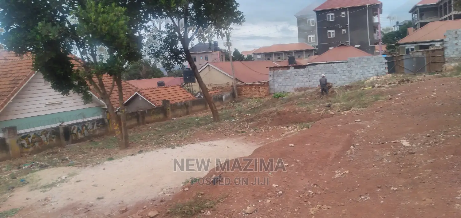 Makindye Beautiful Plot on Forcedsale at Good Price