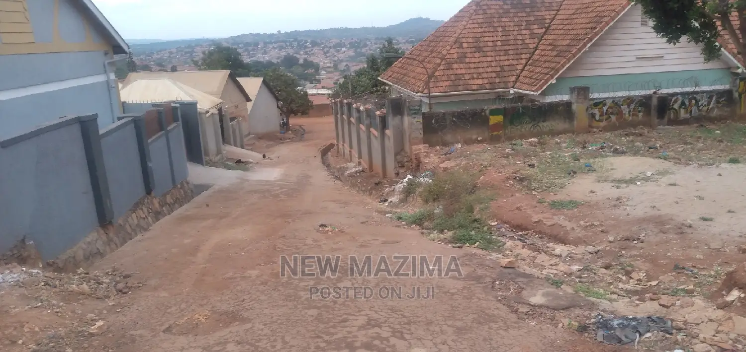 Makindye Beautiful Plot on Forcedsale at Good Price