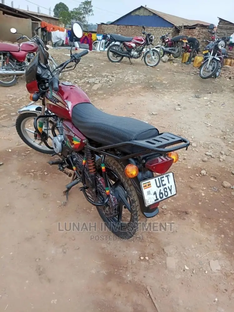 Bajaj Boxer 150 UG 2020 Red