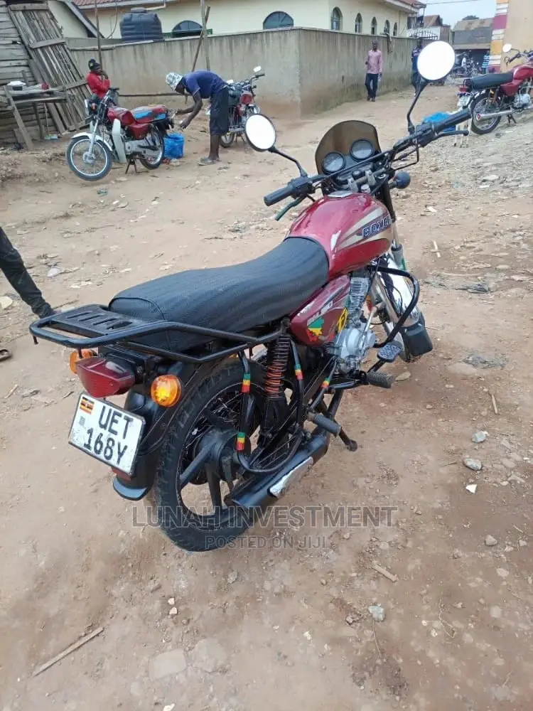 Bajaj Boxer 150 UG 2020 Red