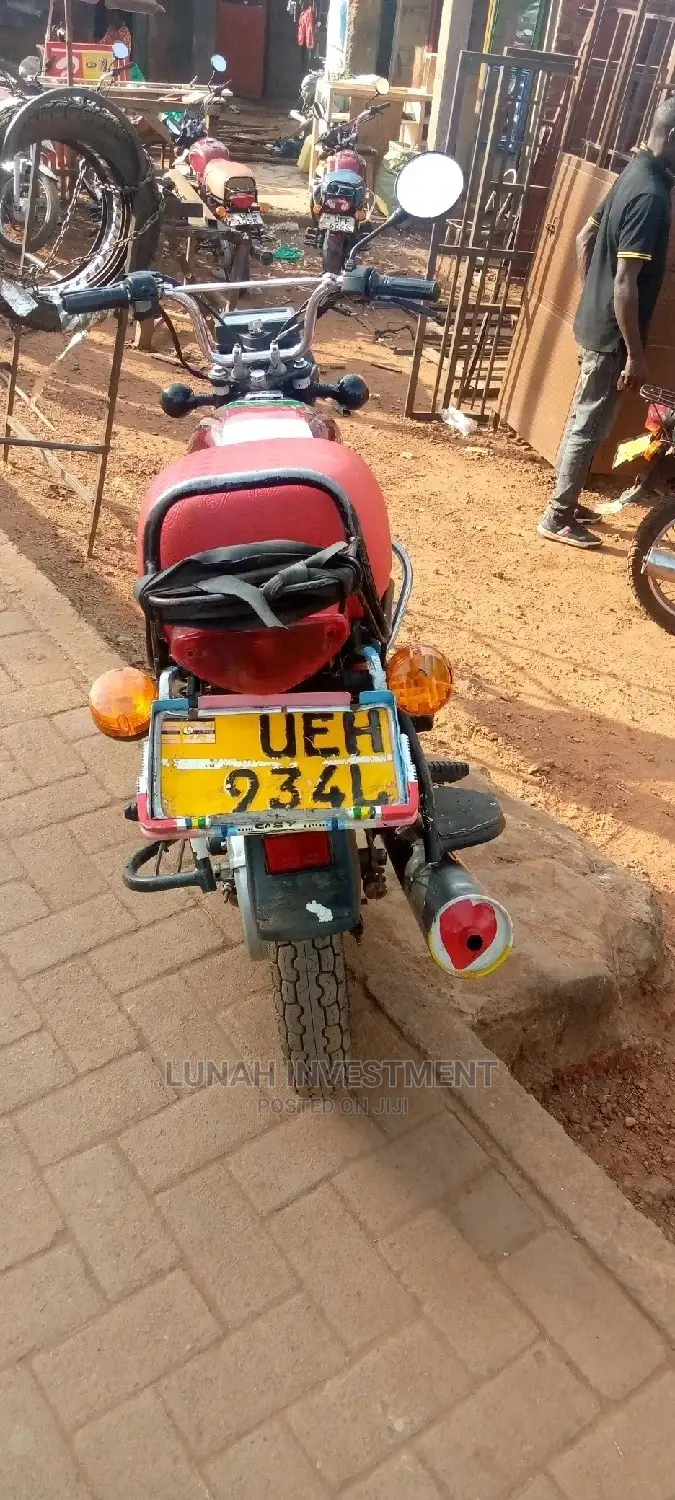 Bajaj Boxer BM100ES 2019 Red