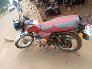 Yamaha 2018 Red