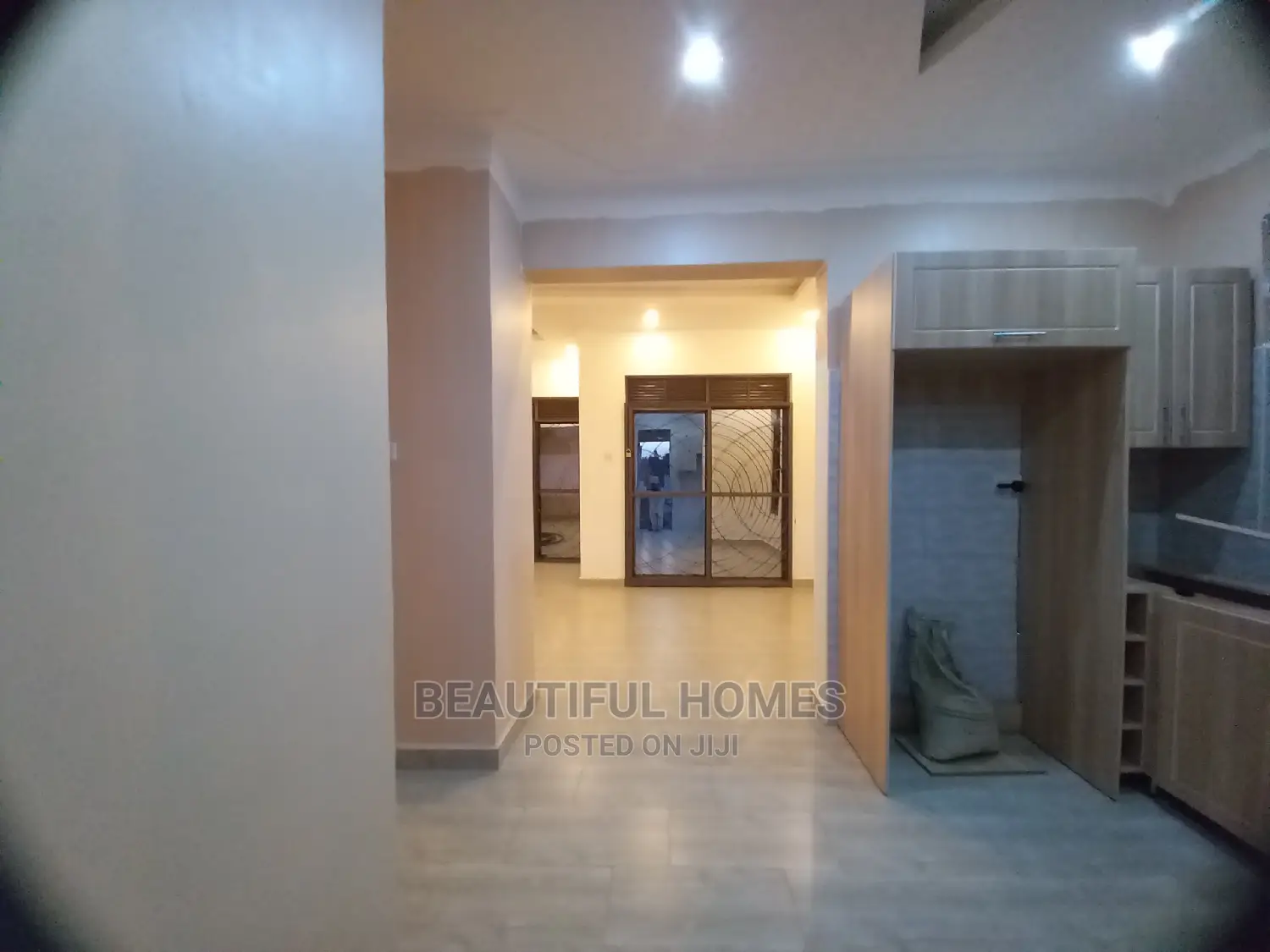 Furnished 4bdrm House in Kira for Sale