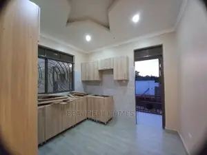 Furnished 4bdrm House in Kira for Sale