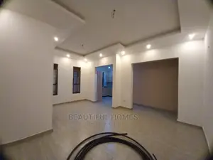 Furnished 4bdrm House in Kira Kla for Sale