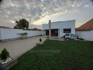 Furnished 4bdrm Bungalow in Kira Classic for Sale