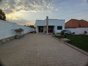 Furnished 4bdrm Maisonette in Kira Classy for Sale