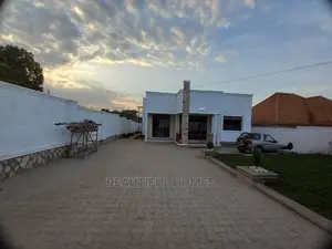 Furnished 4bdrm Maisonette in Kira Classy for Sale