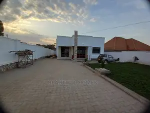 Furnished 4bdrm House in Kira for Sale