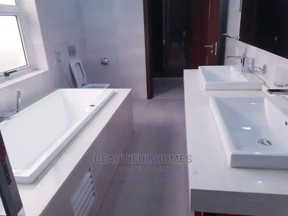 Furnished 4bdrm Bungalow in Kisaasi Splendid, Central Division