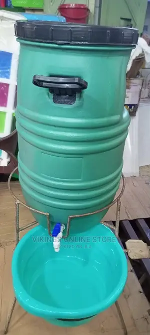 60L Water Tank With Stand and Washing Basin