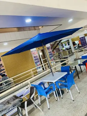 Photo - Garden Set (Umbrella, Base, 4 Chairs, Table)
