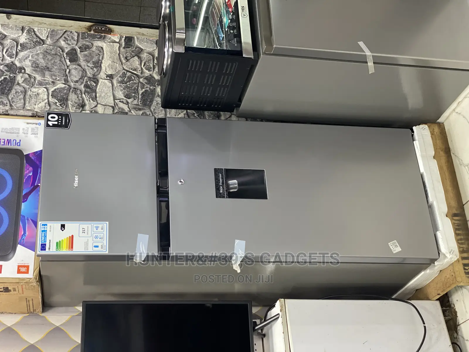 Hisense Double Door Fridge With Water Dispenser 270 Liters