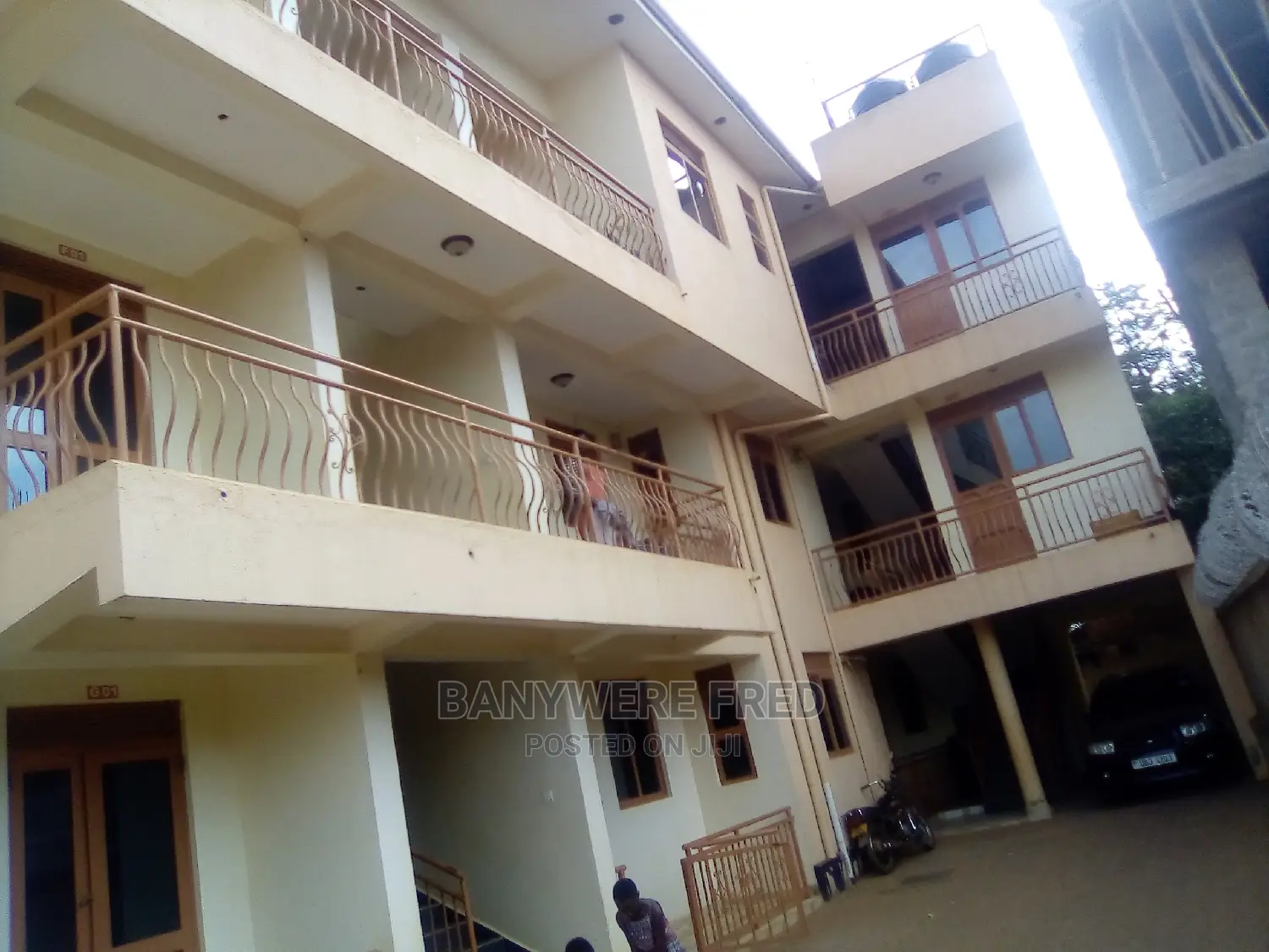Furnished 2bdrm Apartment in Kira for rent