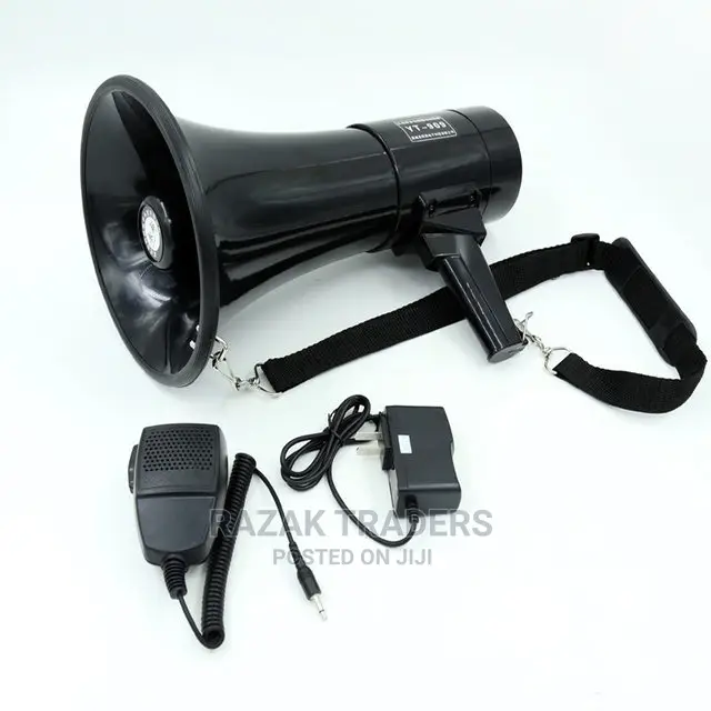 High Power Handheld Megaphone (8) Batteries