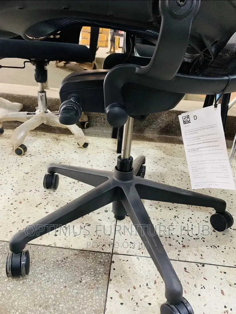 Herman Miller (Aeron)