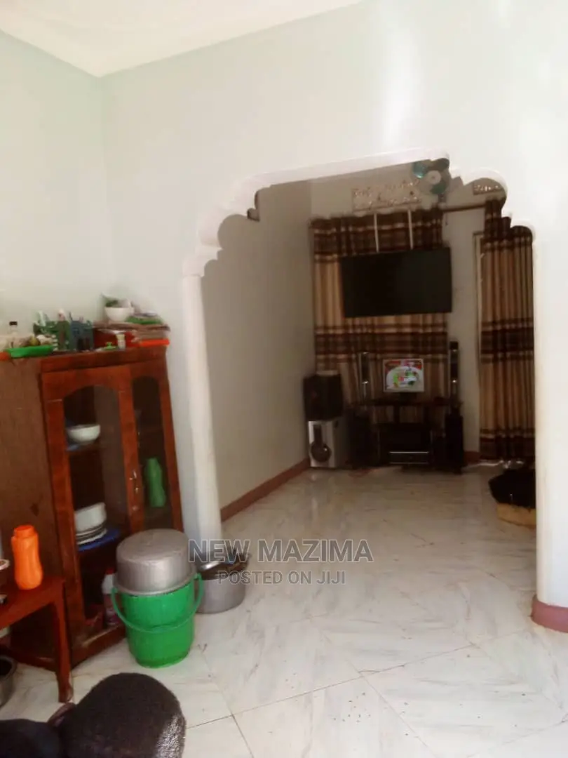2bdrm House in Salaama Munyonyo, Central Division for Sale