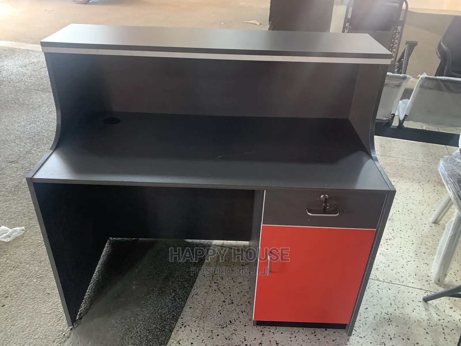 Reception Desk ( 1.2 Meters)