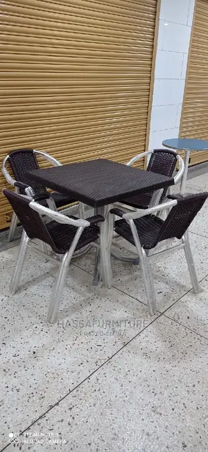 4seaters Outdoor Restaurant Set