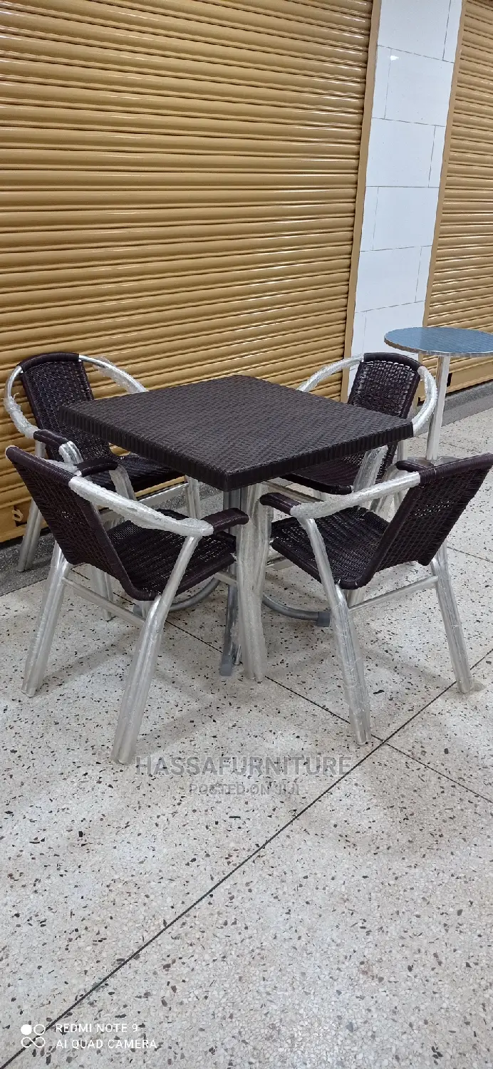 4seaters Outdoor Restaurant Set