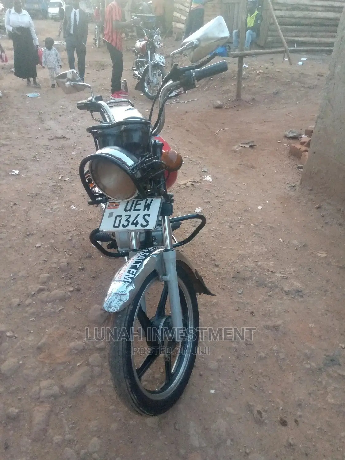 Bajaj Discover 100 2020 Red