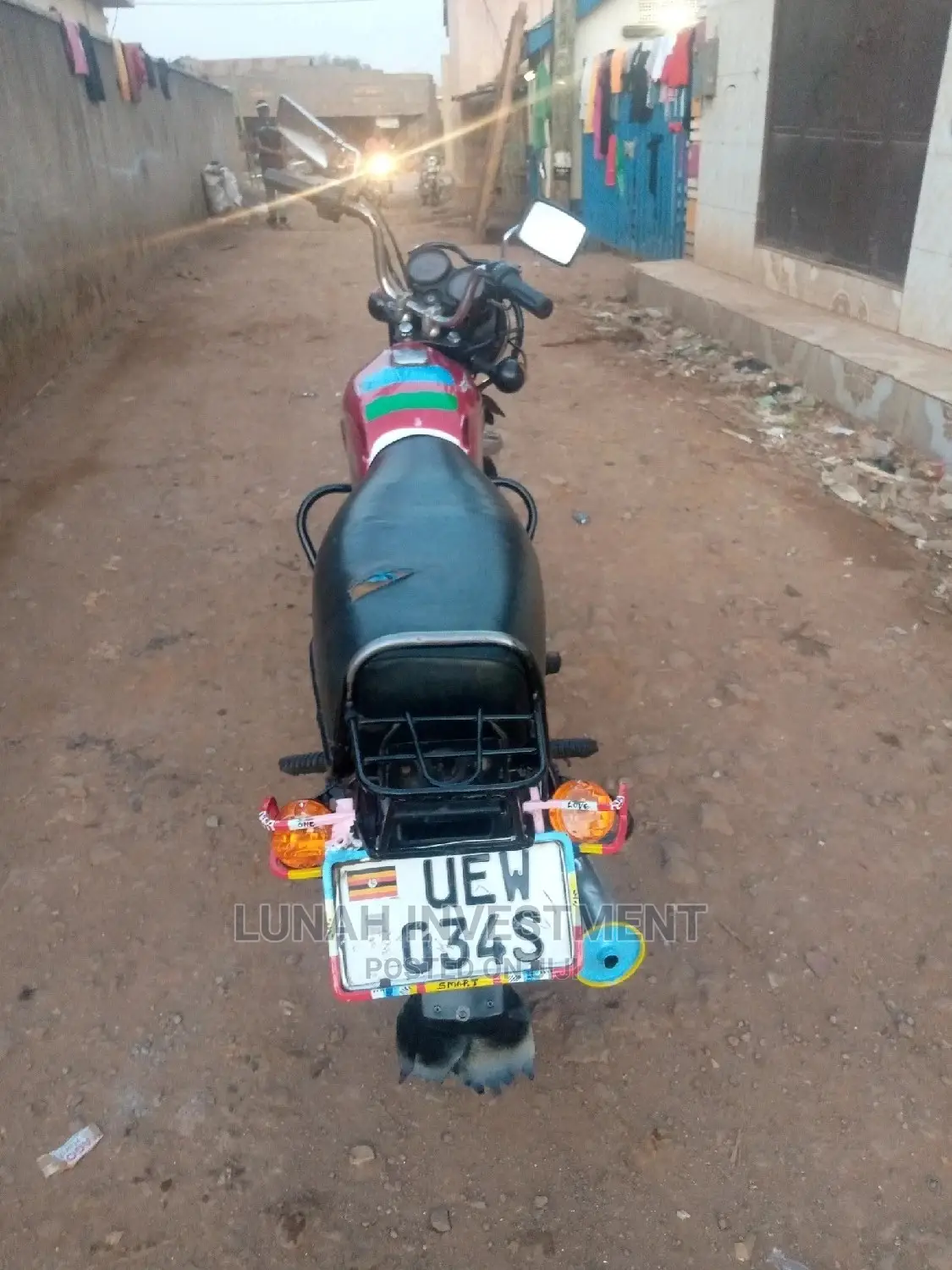 Bajaj Discover 100 2020 Red