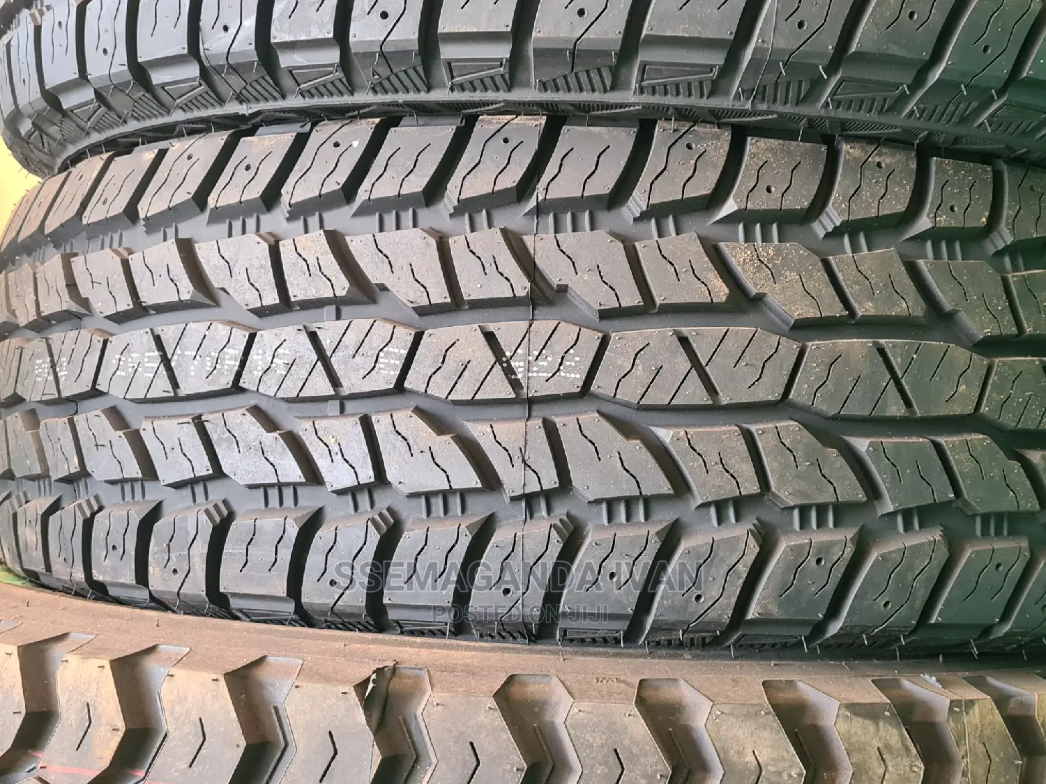 265/70r16 Sport Trak Tyres