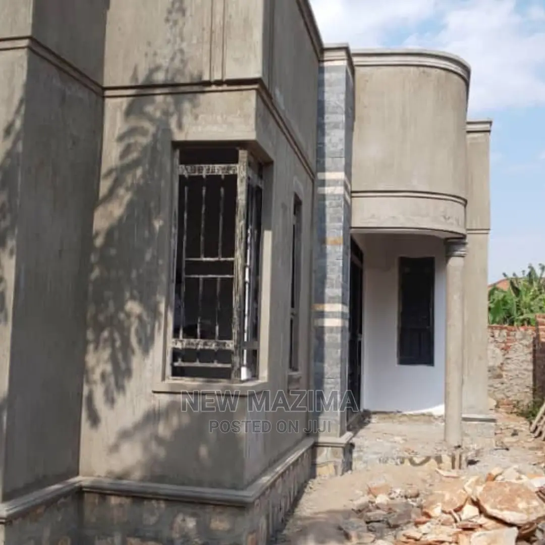 2bdrm House in Kawempe Kawanda, Central Division for Sale