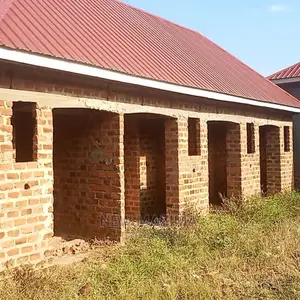 4bdrm House in Kawempe Kidokolo, Central Division for Sale