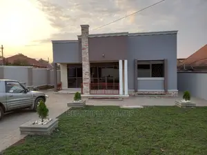 Furnished 4bdrm Bungalow in Kira for Sale