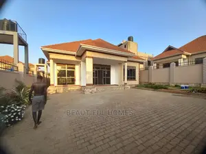 Furnished 4bdrm House in Kira Organised for Sale