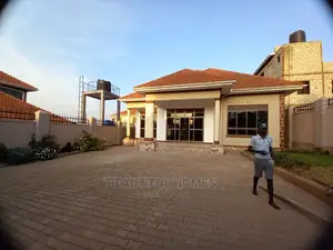 Furnished 4bdrm Maisonette in Kira for Sale