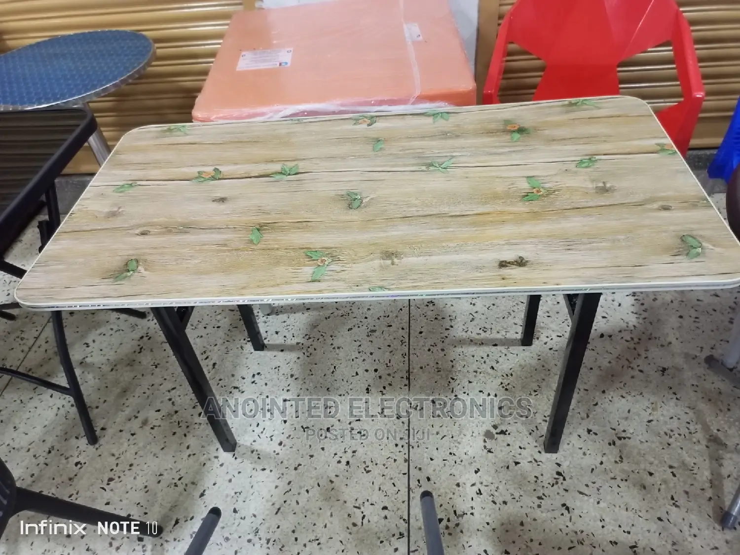 Foldable Table