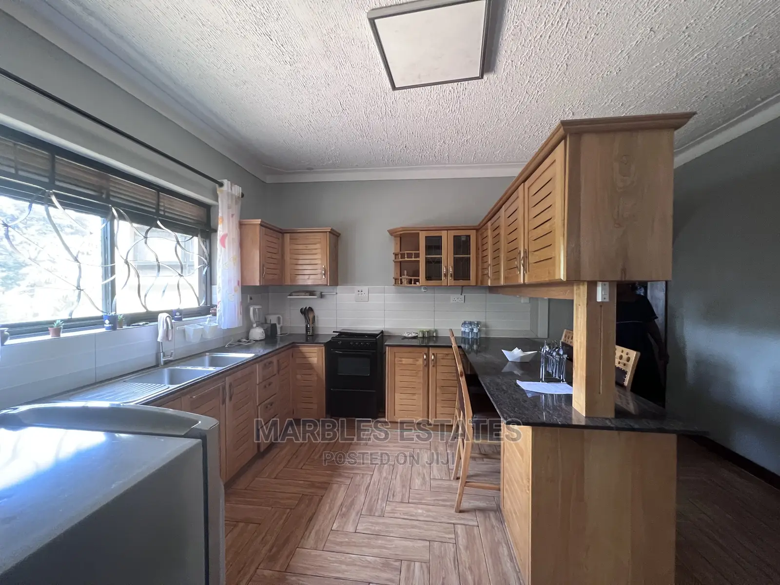 Furnished 3bdrm Apartment in Bugolobi, Central Division for Rent